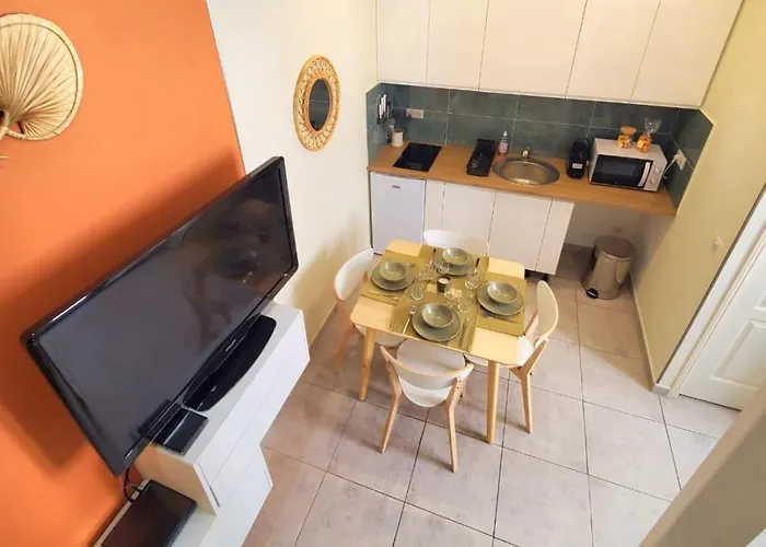 Monaco A 50m, Neuf, Clim Et Wifi Apartment *