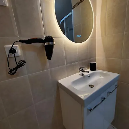 Appartement Monaco A 50m, Neuf, Clim Et Wifi *